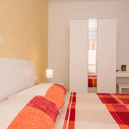 Apartmani Marica Beg Palit Exterior photo