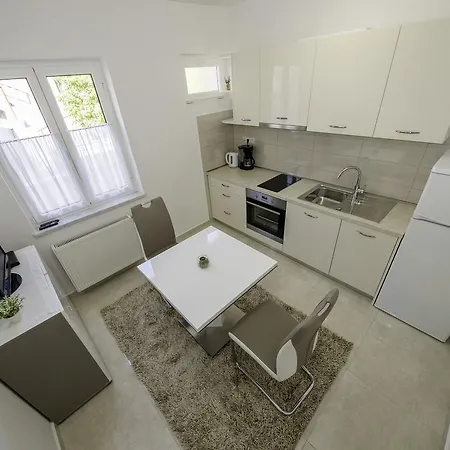 Apartmani Marica Beg Palit Exterior photo