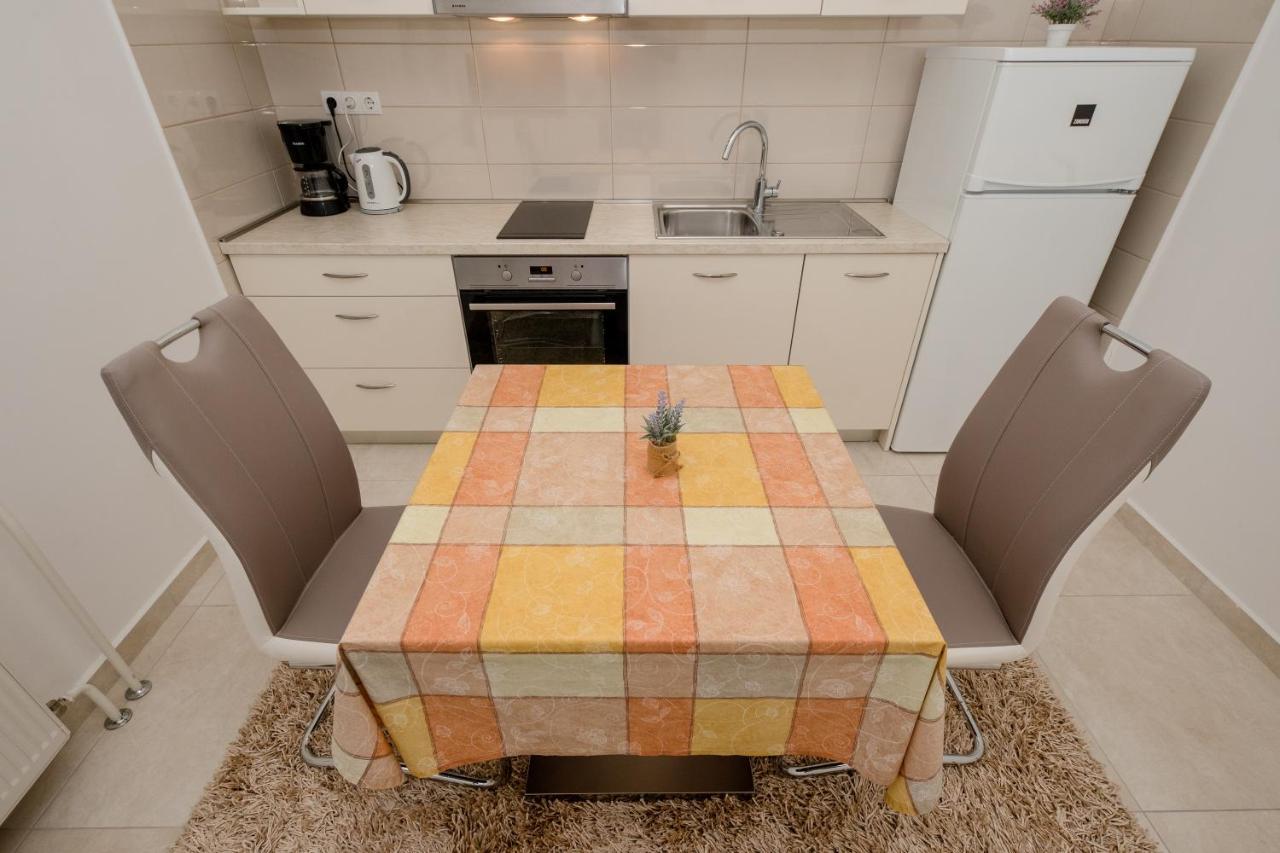 Apartment Apartmani Marica Beg Palit