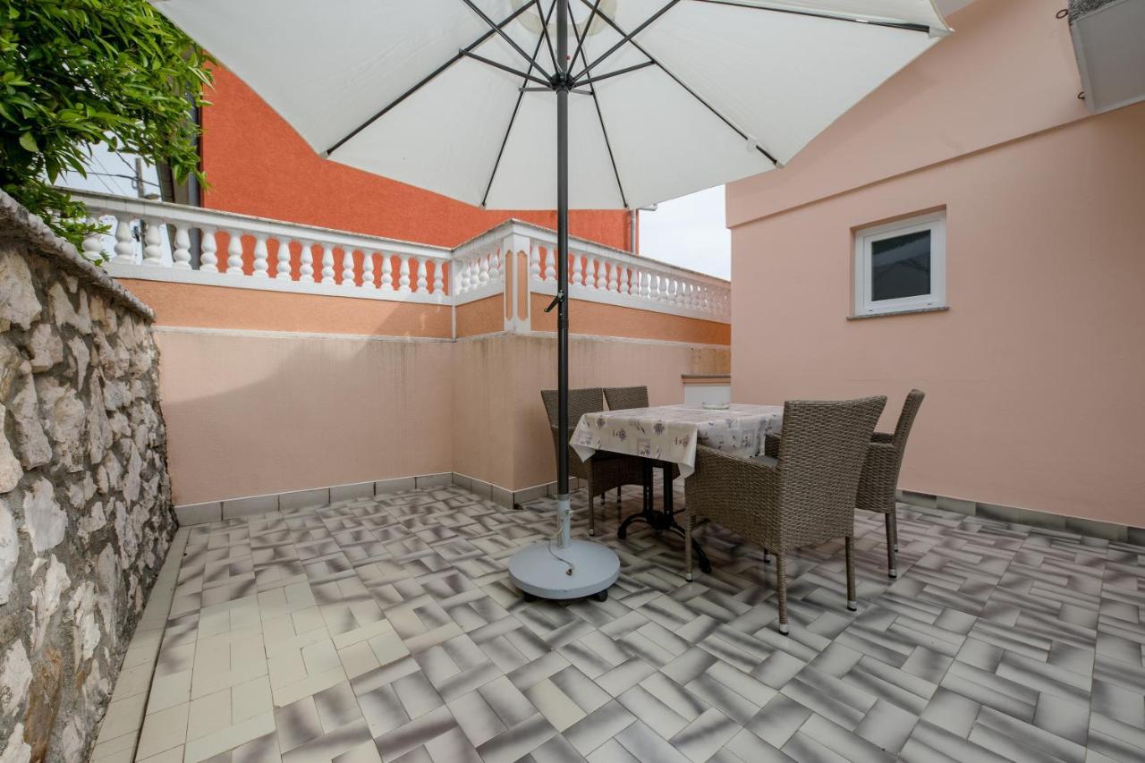 Apartmani Marica Beg Palit