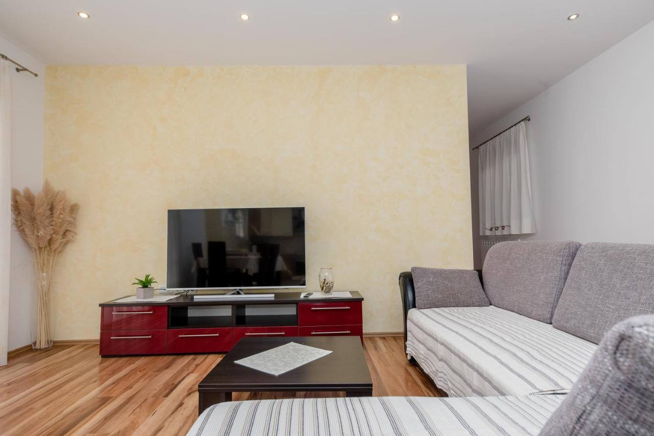 Apartmani Marica Beg Apartment *